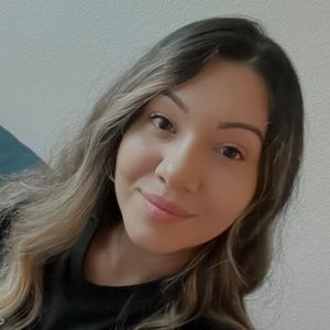 Meet your Posher, Claudia